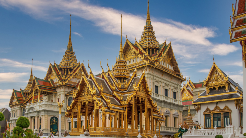Thailand Visa for Indians: The 30-Day Rule, TDAC, and Longer Stays 15 The Grand Palace in Bangkok under a blue sky